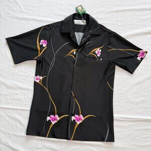 Vintage 80's Hilo Hattie Hawaiian Button Down Floral Shirt - S